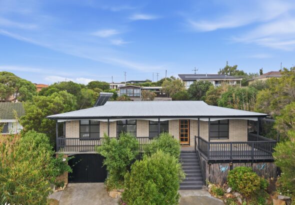 Fall Real Estate 13 Brady Street, MIDWAY POINT TAS 7171