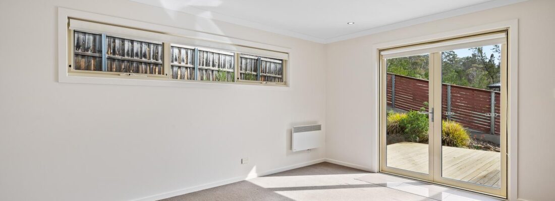 Kelly Fall & Jo Brownless Kelly Fall, Jo Brownless Fall Real Estate Kelly Fall & Jo Brownless