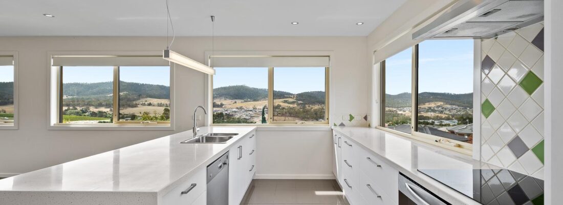 Kelly Fall & Jo Brownless Kelly Fall, Jo Brownless Fall Real Estate Kelly Fall & Jo Brownless