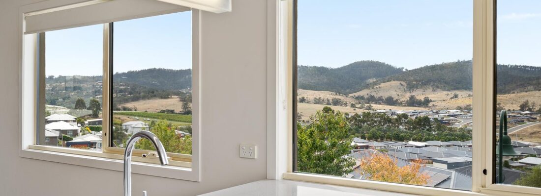 Kelly Fall & Jo Brownless Kelly Fall, Jo Brownless Fall Real Estate Kelly Fall & Jo Brownless