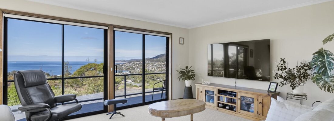 Kim Chandler-Storey Kim Chandler-Storey Fall Real Estate Kim Chandler-Storey