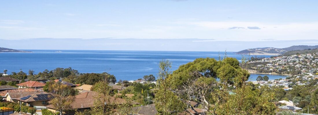 Kim Chandler-Storey Kim Chandler-Storey Fall Real Estate Kim Chandler-Storey