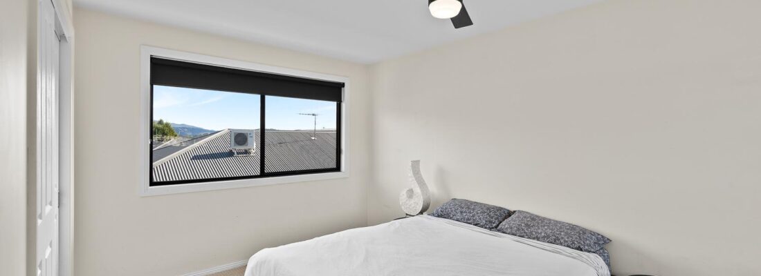 Kelly Fall & Jo Brownless Kelly Fall, Jo Brownless Fall Real Estate Kelly Fall & Jo Brownless