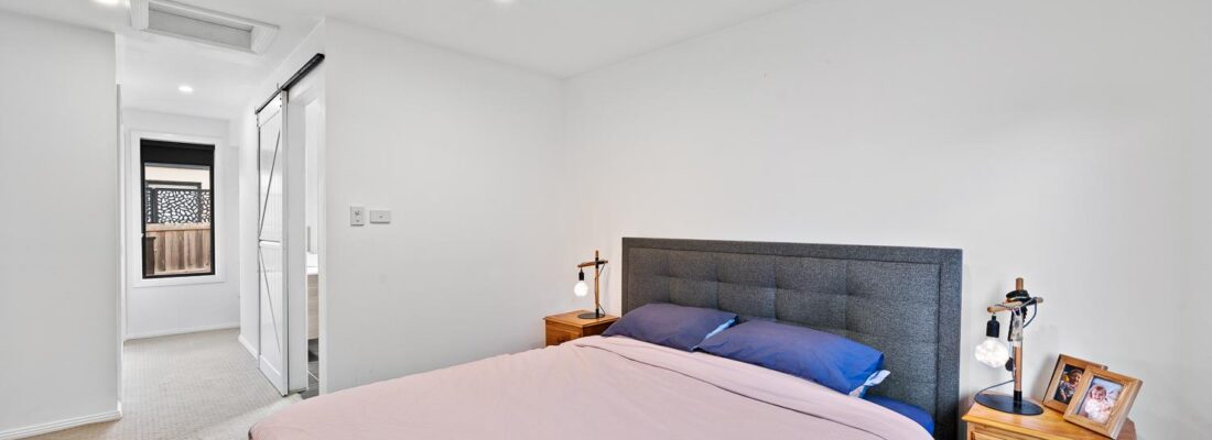 Kelly Fall & Jo Brownless Kelly Fall, Jo Brownless Fall Real Estate Kelly Fall & Jo Brownless