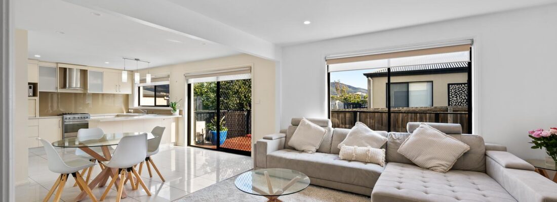 Kelly Fall & Jo Brownless Kelly Fall, Jo Brownless Fall Real Estate Kelly Fall & Jo Brownless