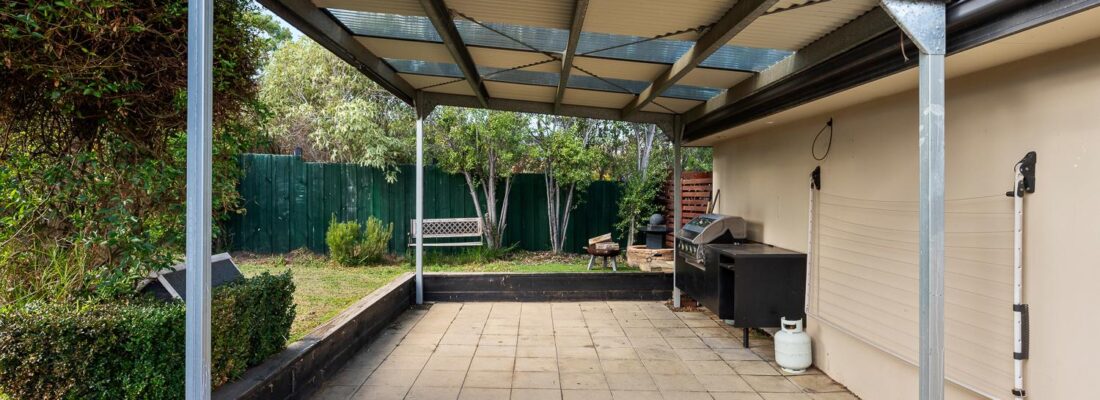 Kelly Fall & Jo Brownless Kelly Fall, Jo Brownless Fall Real Estate Kelly Fall & Jo Brownless