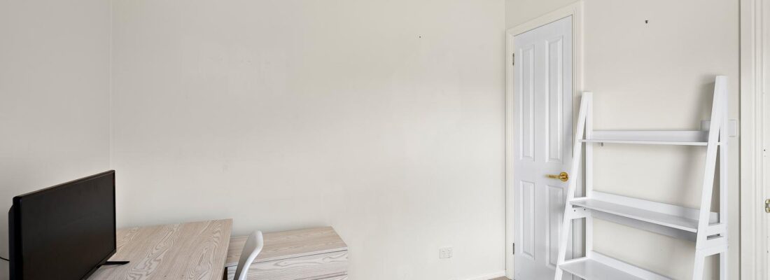 Kelly Fall & Jo Brownless Kelly Fall, Jo Brownless Fall Real Estate Kelly Fall & Jo Brownless