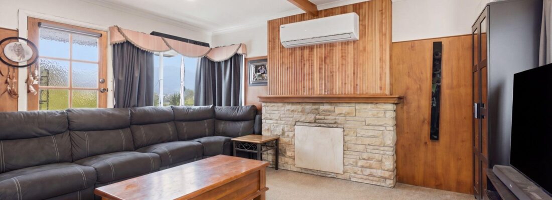 Kelly Fall & Jo Brownless Kelly Fall, Jo Brownless Fall Real Estate Kelly Fall & Jo Brownless