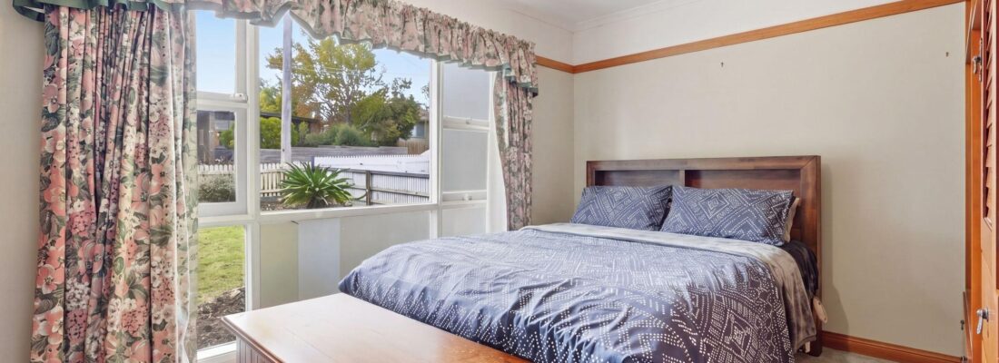 Kelly Fall & Jo Brownless Kelly Fall, Jo Brownless Fall Real Estate Kelly Fall & Jo Brownless