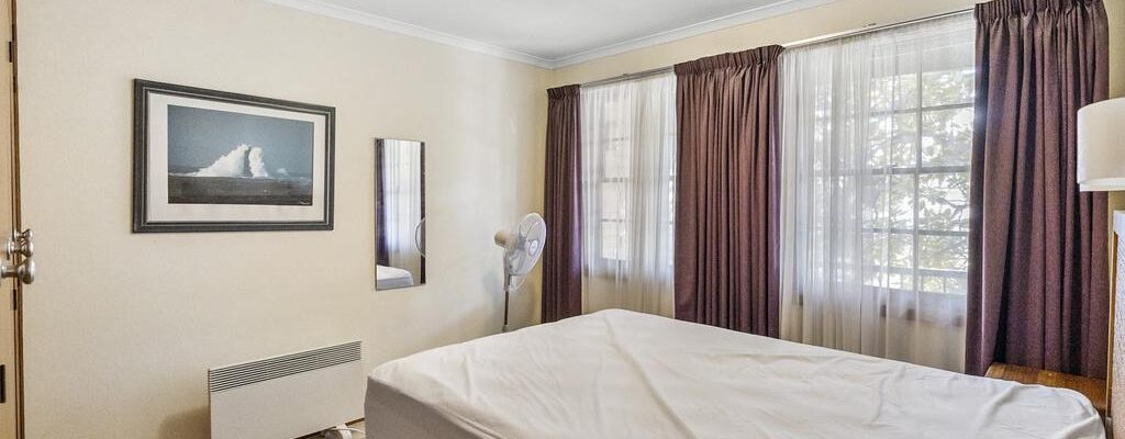 Samantha Nolder Samantha Nolder Fall Real Estate Samantha Nolder