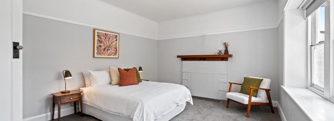 Kelly Fall & Jo Brownless Kelly Fall, Jo Brownless Fall Real Estate Kelly Fall & Jo Brownless