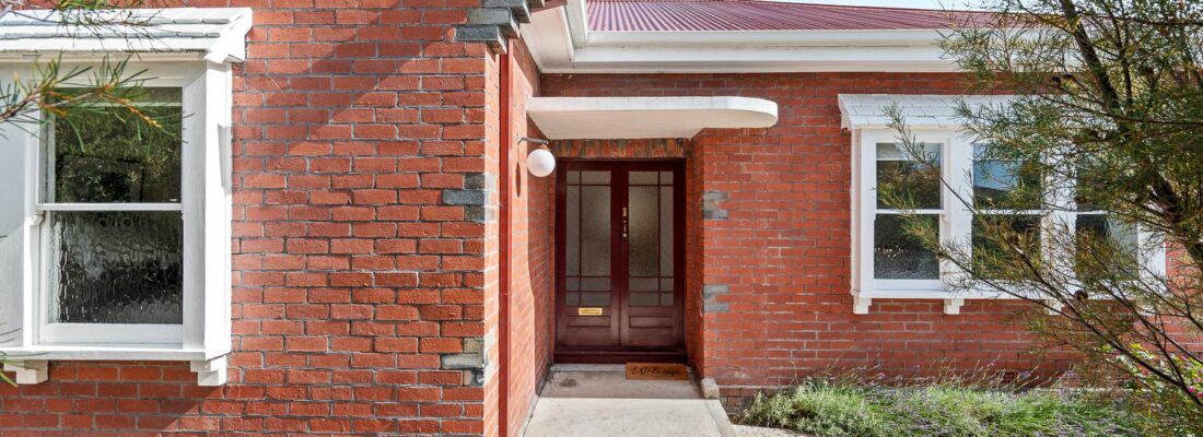 Fall Real Estate Kelly Fall & Jo Brownless