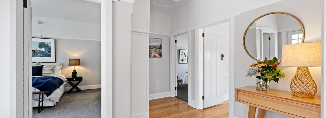 Kelly Fall & Jo Brownless Kelly Fall, Jo Brownless Fall Real Estate Kelly Fall & Jo Brownless