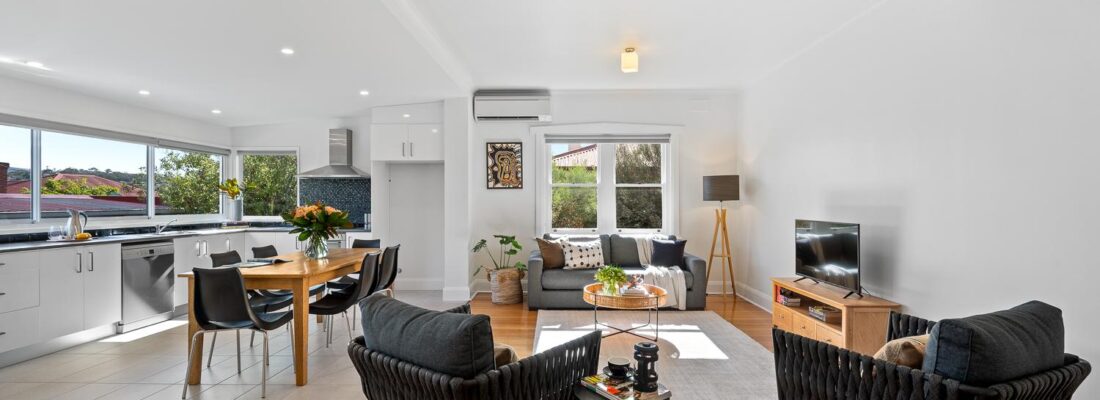 Kelly Fall & Jo Brownless Kelly Fall, Jo Brownless Fall Real Estate Kelly Fall & Jo Brownless