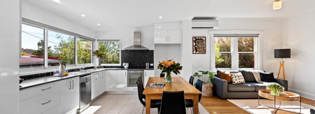 Kelly Fall & Jo Brownless Kelly Fall, Jo Brownless Fall Real Estate Kelly Fall & Jo Brownless