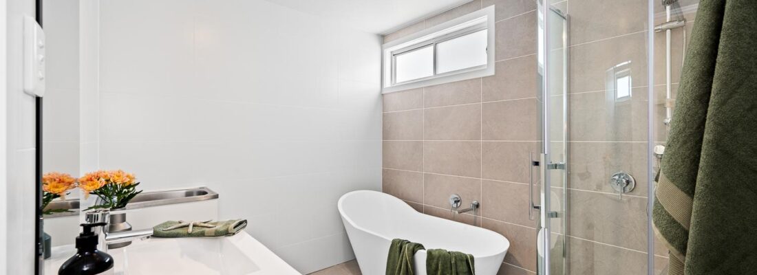 Kelly Fall & Jo Brownless Kelly Fall, Jo Brownless Fall Real Estate Kelly Fall & Jo Brownless