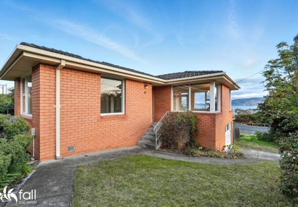 Fall Real Estate 32 Sirius Street, HOWRAH TAS 7018