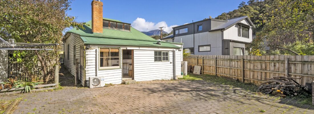 Kim Chandler-Storey Kim Chandler-Storey Fall Real Estate Kim Chandler-Storey