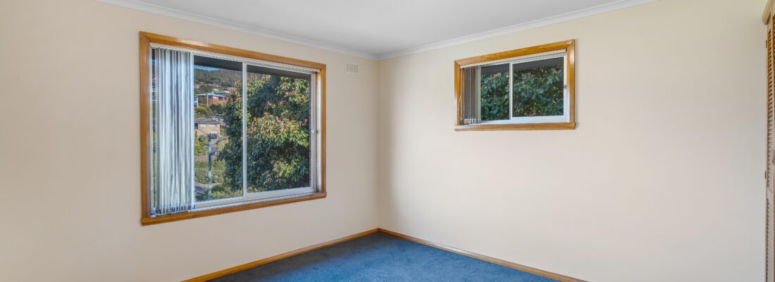 Elyse Lamprill Elyse Lamprill Fall Real Estate Elyse Lamprill