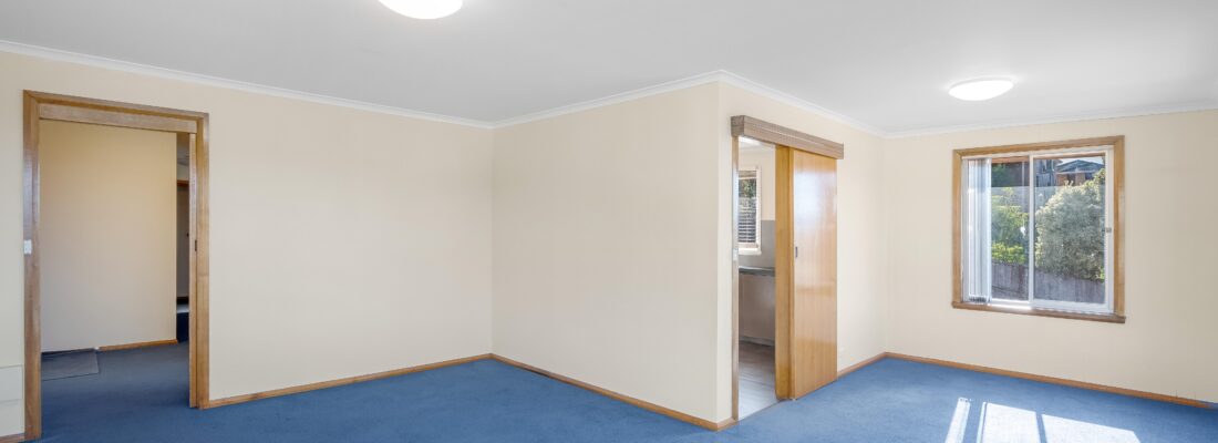 Elyse Lamprill Elyse Lamprill Fall Real Estate Elyse Lamprill