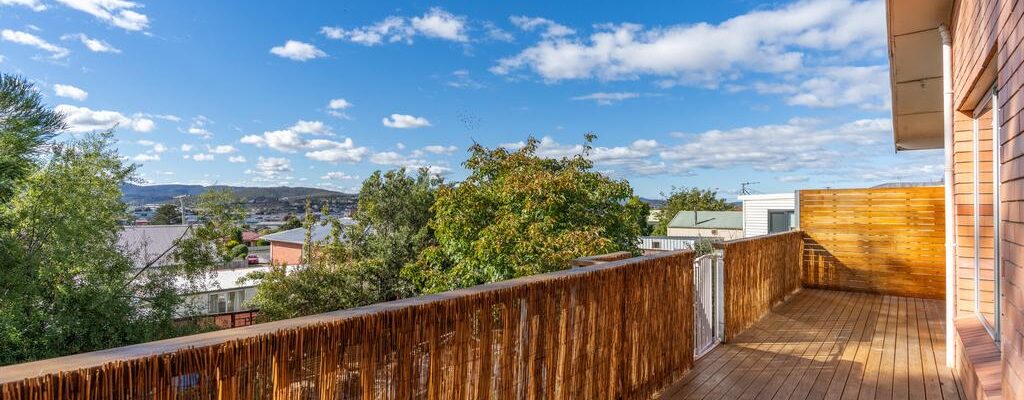 Fall Real Estate Samantha Nolder