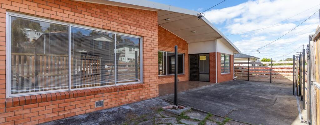 Fall Real Estate Samantha Nolder