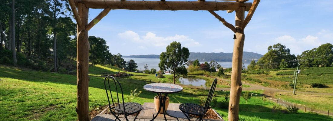 Naomi van Schie Naomi van Schie Fall Real Estate Naomi van Schie