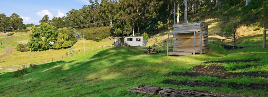 Naomi van Schie Naomi van Schie Fall Real Estate Naomi van Schie