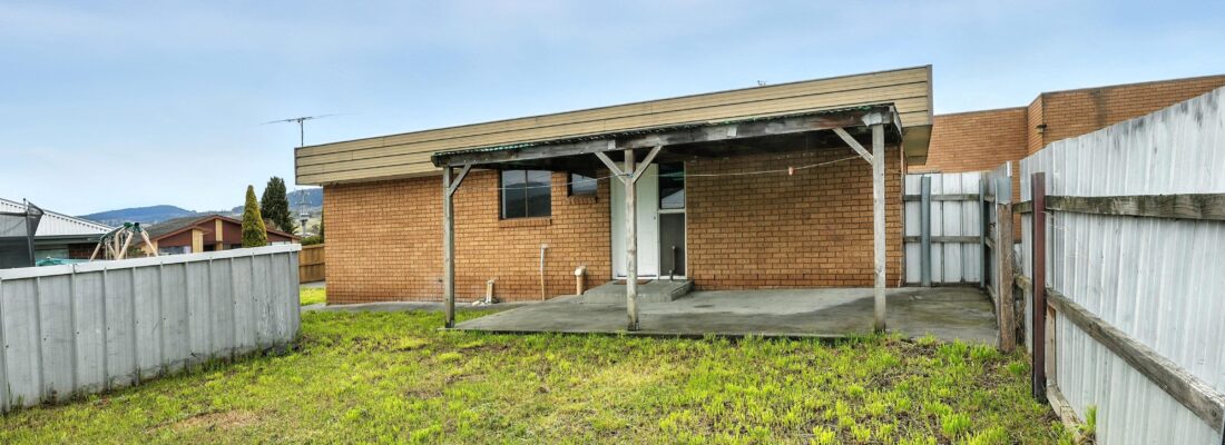 Elyse Lamprill Elyse Lamprill Fall Real Estate Elyse Lamprill