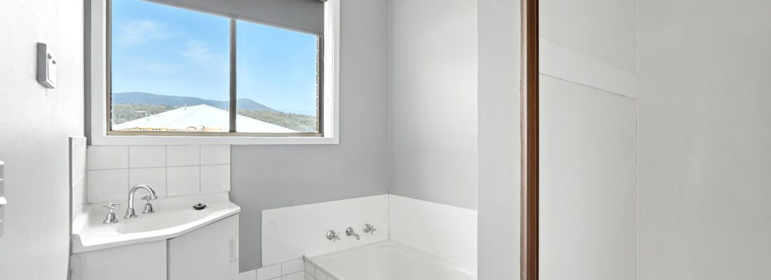 Elyse Lamprill Elyse Lamprill Fall Real Estate Elyse Lamprill