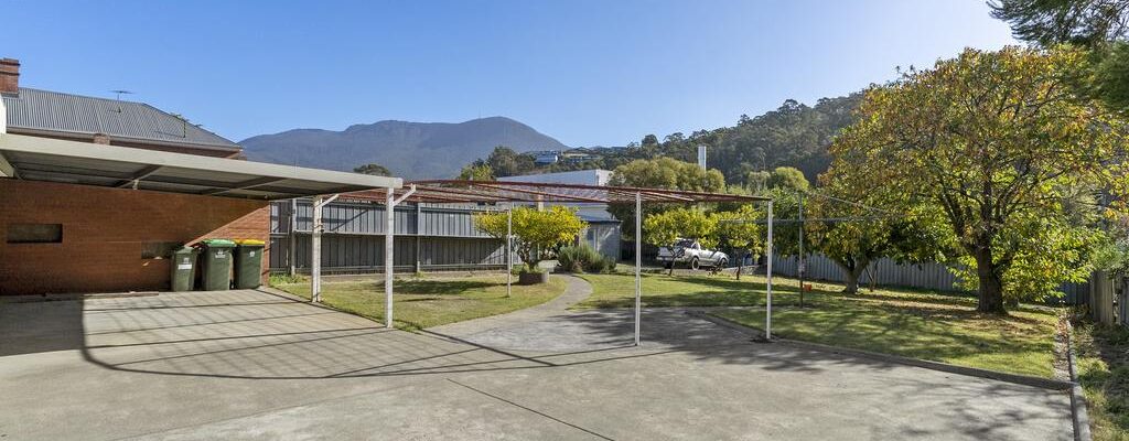 Fall Real Estate Rent