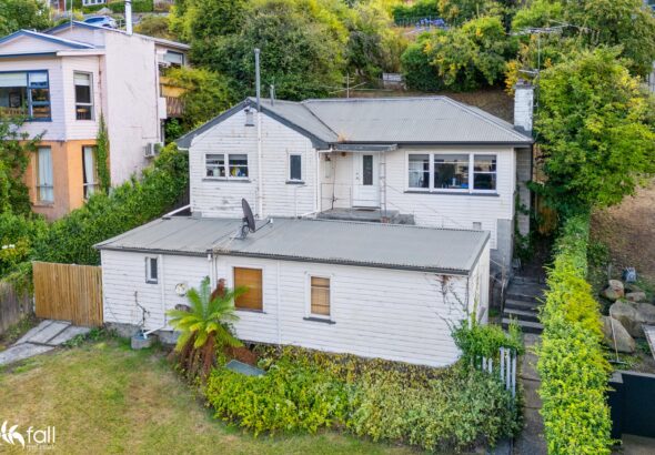 Fall Real Estate 17 McKellar Street, SOUTH HOBART TAS 7004
