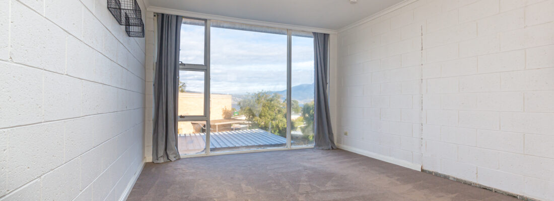 Elle Rooke-Jones Elle Rooke-Jones Fall Real Estate Elle Rooke-Jones