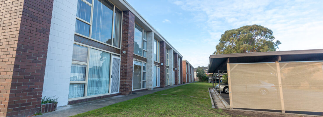 Elle Rooke-Jones Elle Rooke-Jones Fall Real Estate Elle Rooke-Jones