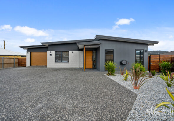 Fall Real Estate 12 Dulcie Court, OAKDOWNS TAS 7019