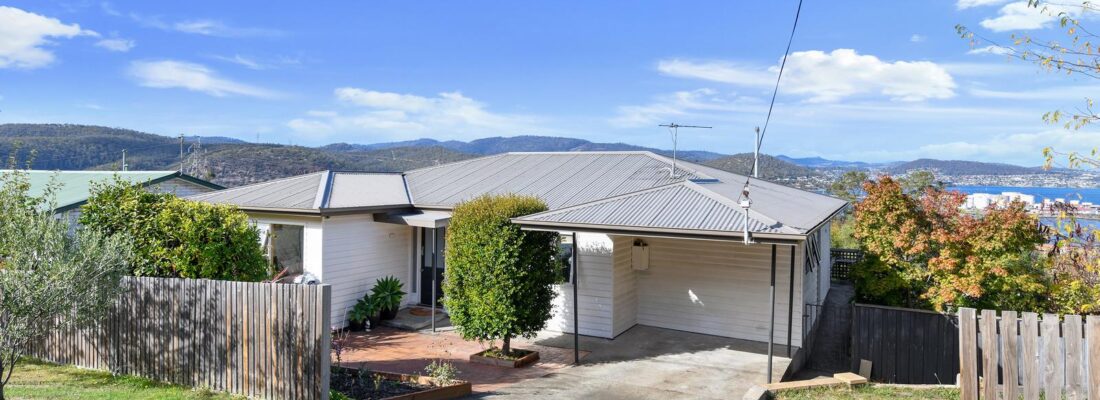 Fall Real Estate Daniela Lee-Archer