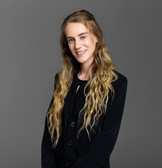 Fall Real Estate Ebony Menzie